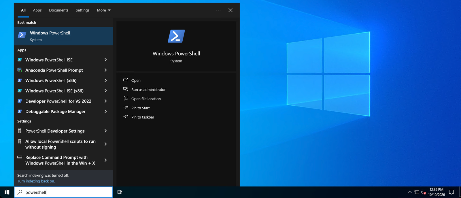 Tìm Windows PowerShell trong ô tìm kiếm của Windows 10 và chọn Run as administrator